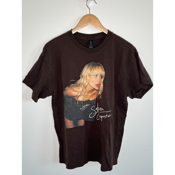 Gildan Tops - Sabrina Carpenter Womens Graphic T Shirt Large Chocolate Brown Y2K Band Tee